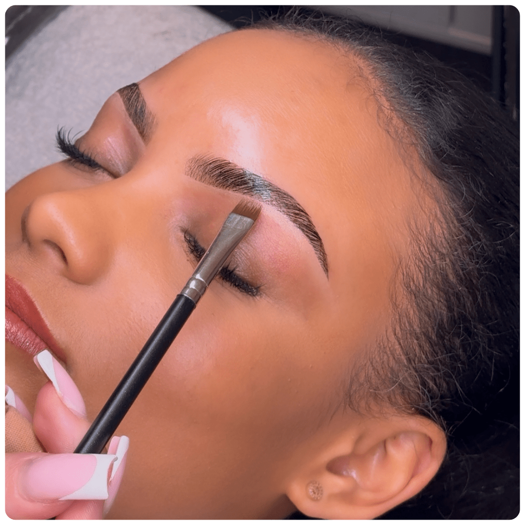 Wimpern & Augenbrauen